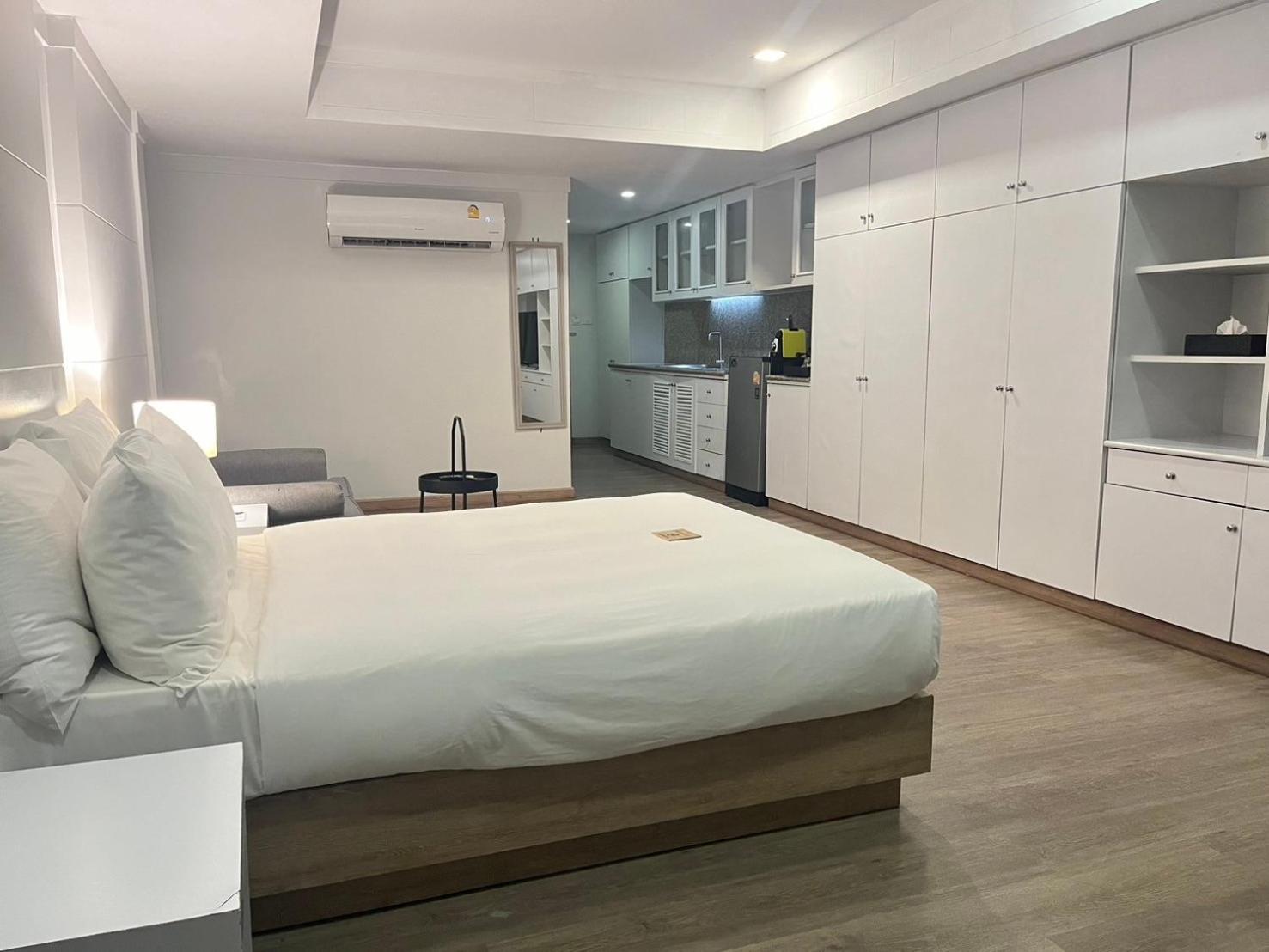 Anona Beachfront Phuket Resort-Sha Extra Plus Patong Dış mekan fotoğraf